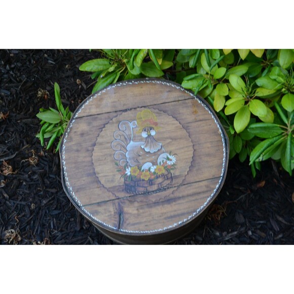 Bent Wood Cheese Box Painted with Cottage Core Farmhouse Americana Folk Art - Picture 7 of 9